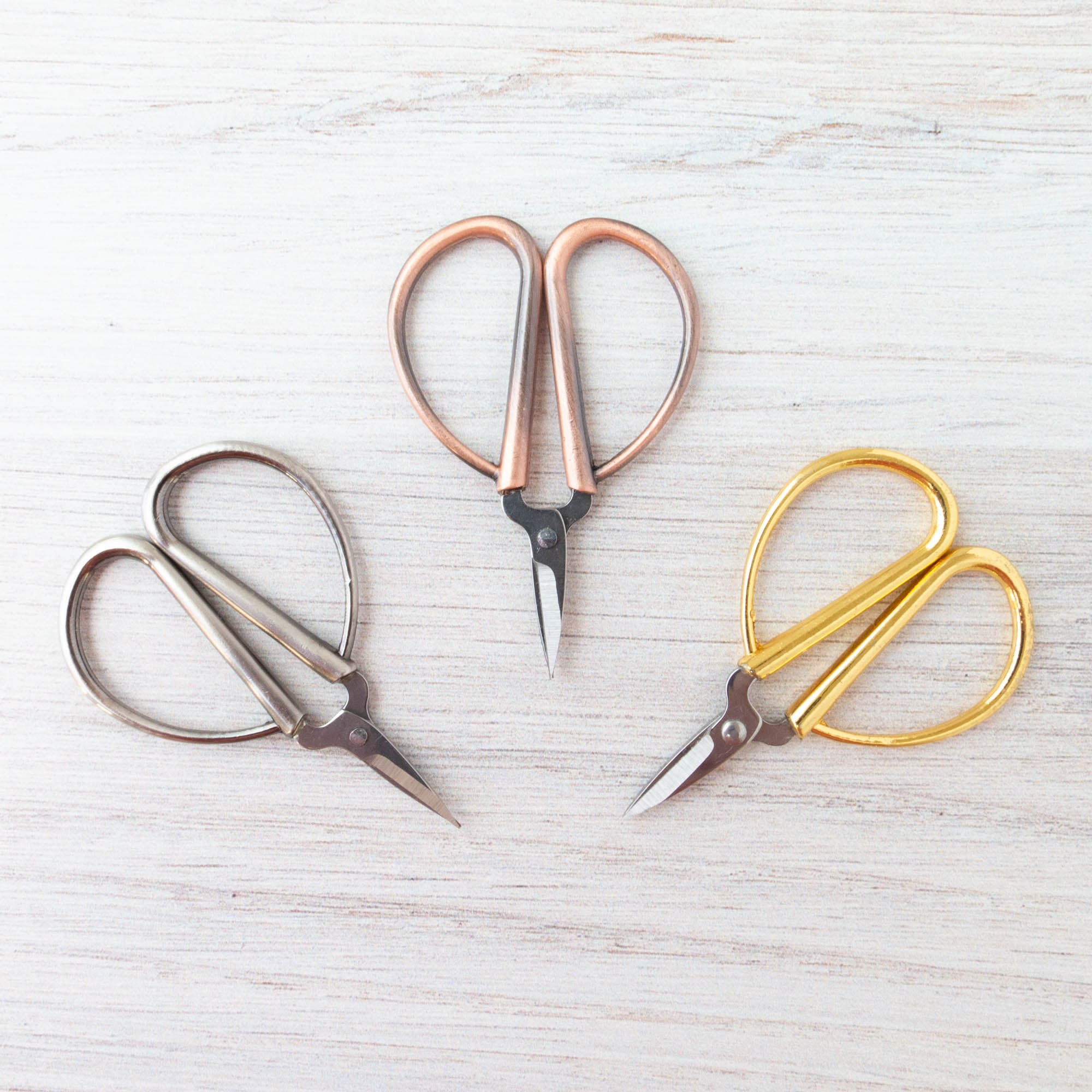 Tiny Snips Embroidery Scissors – Snuggly Monkey