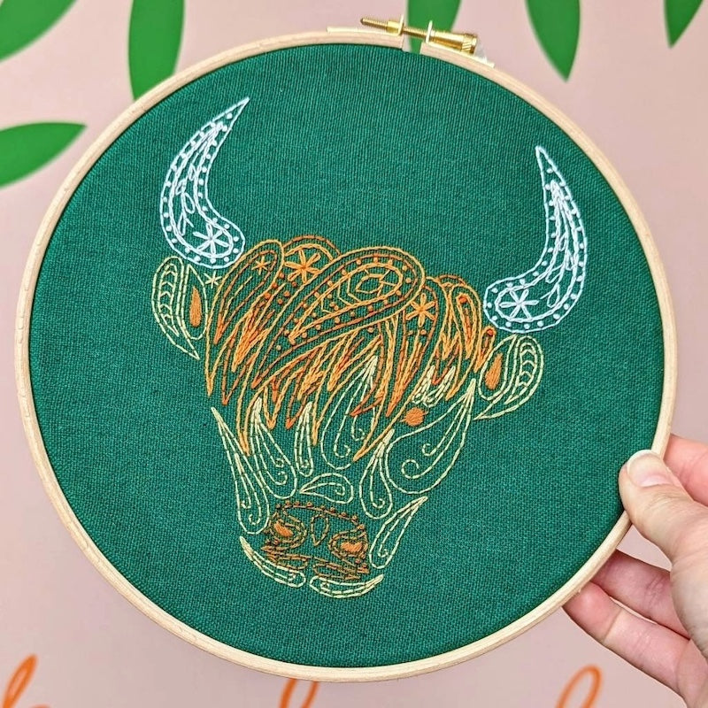 Paraffle Highland Cow Embroidery Kit