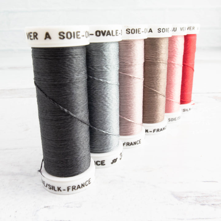 Soie Ovale Filament Silk Thread Set - Vintage