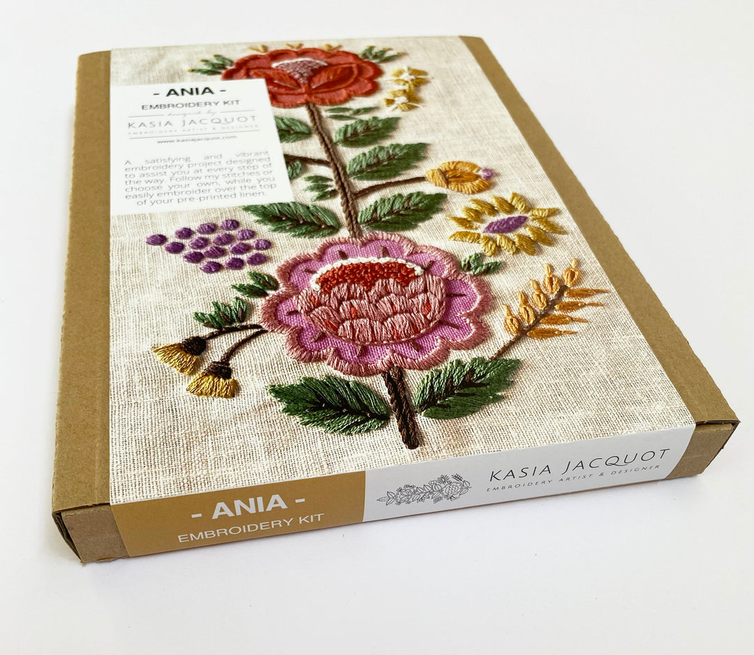 Modern Embroidery Kit - Ania