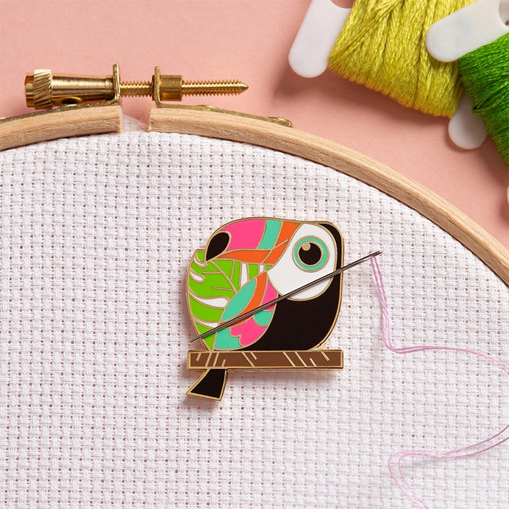 Magnetic Enamel Needle Minder - Toucan