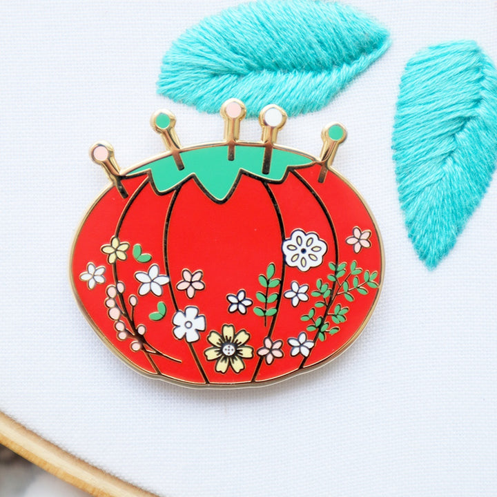 Vintage Tomato Pincushion Enamel Needle Minder