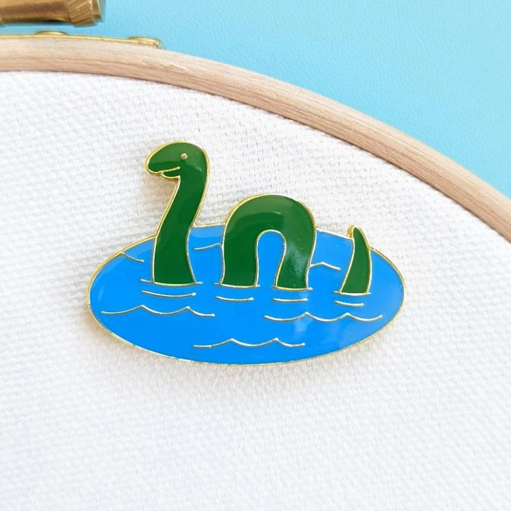 Nessie Enamel Needle Minder