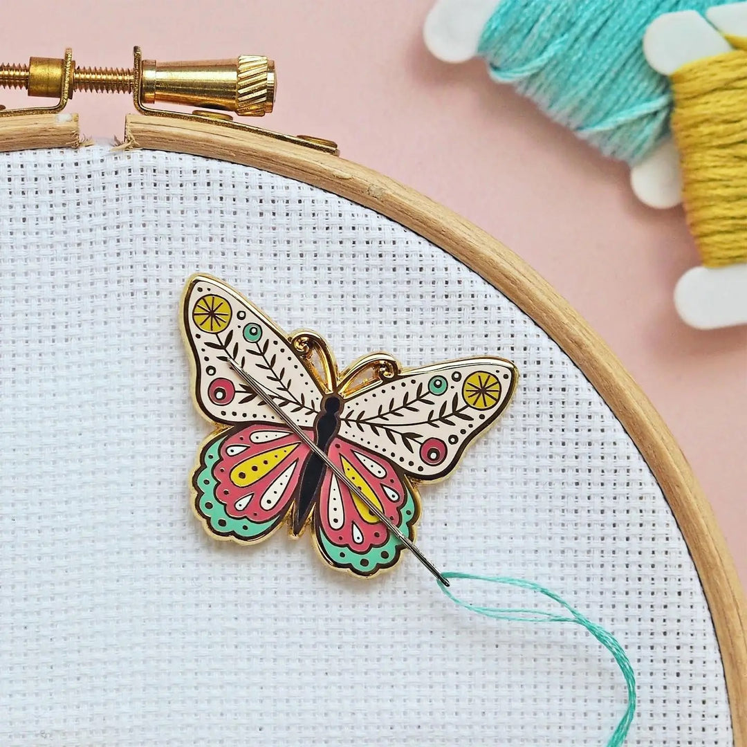 Needle Minders – Stitch To The Past