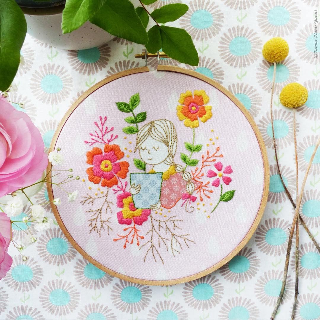 Flower Crown Lady - 6 embroidery kit – Tamar Nahir-Yanai