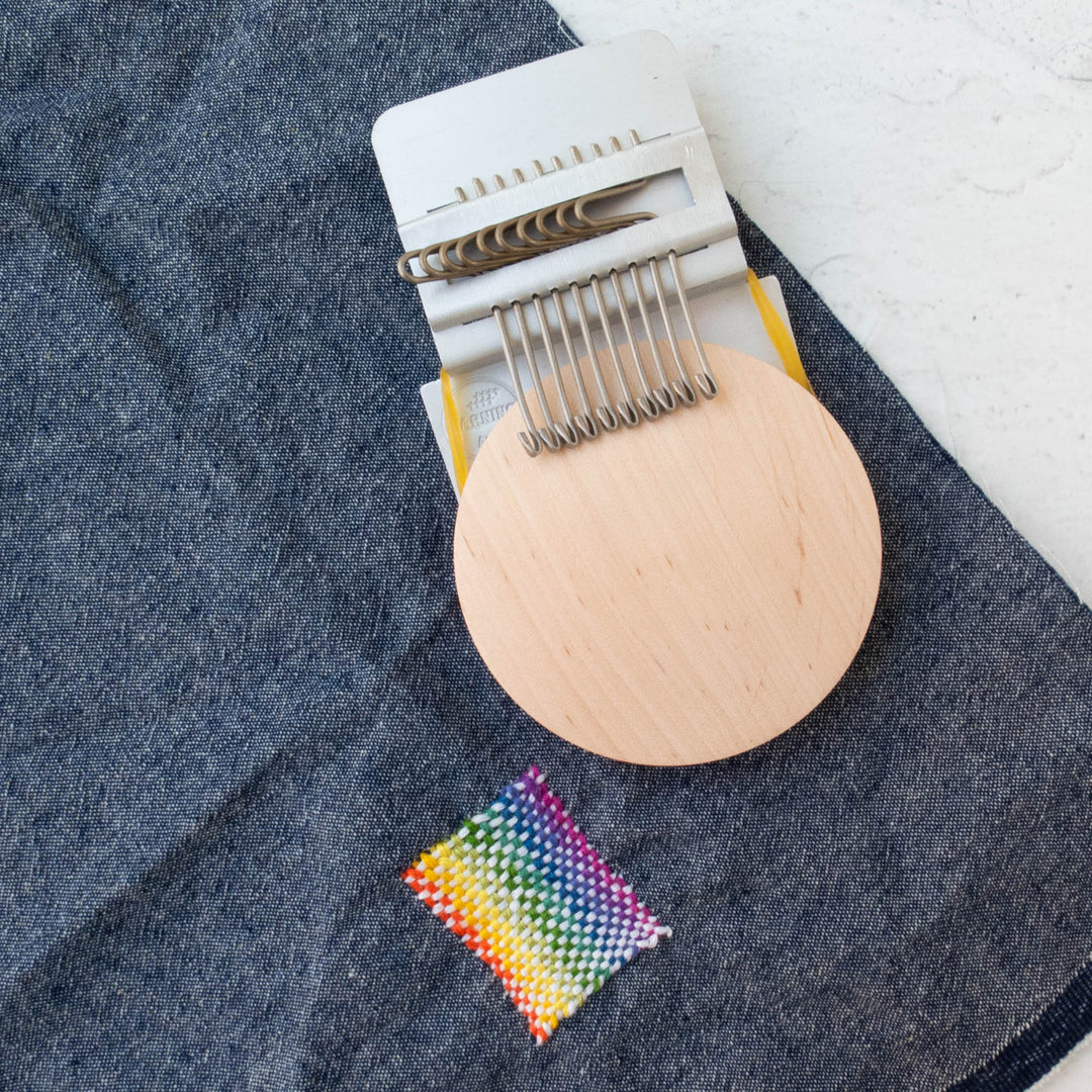 Speedweve Darning Mini Loom, Small Weaving Loom Tools for Mending Jeans,  DIY Artful Patterns, Repair Holes