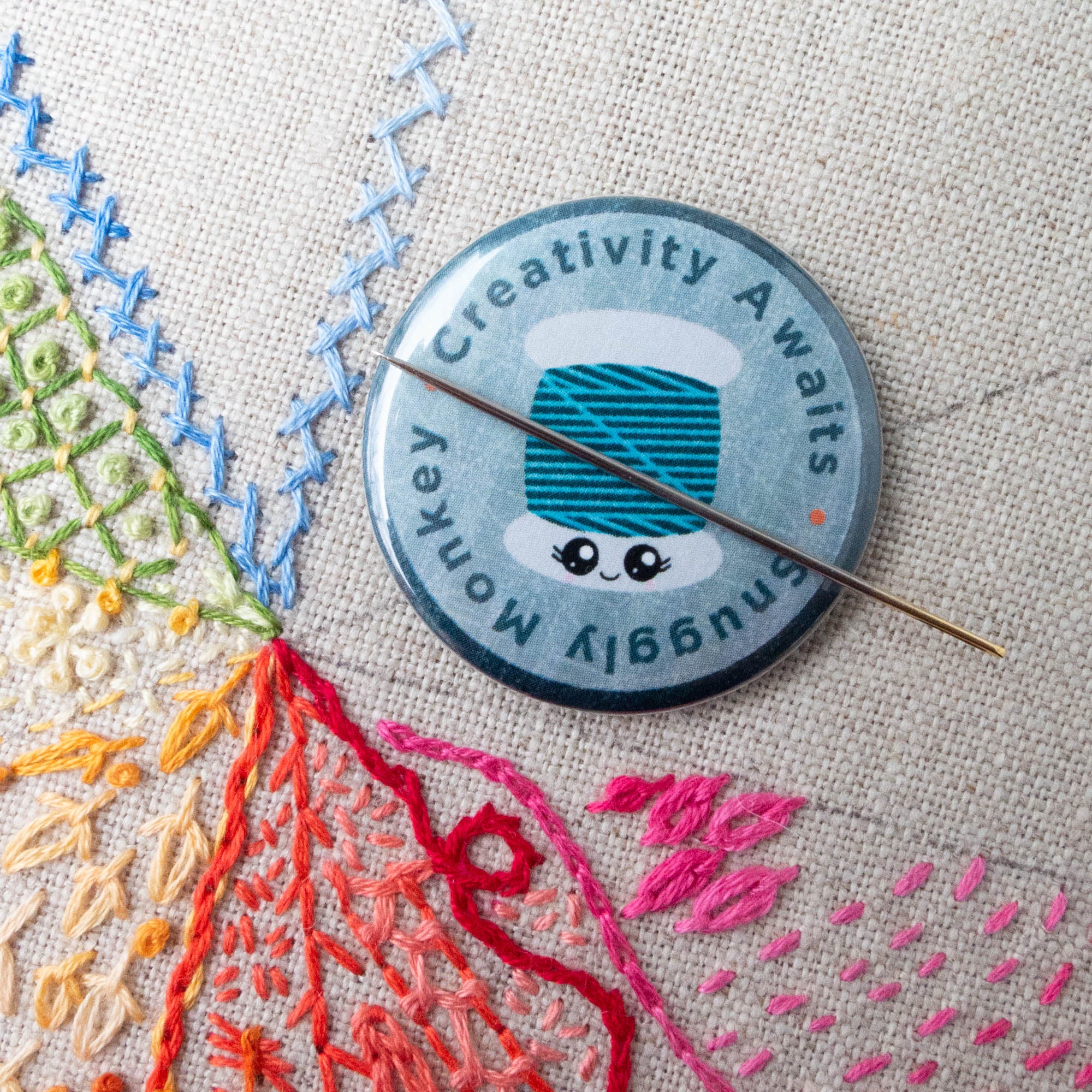 I Like to Make Things Wooden Needle Minder – Snuggly Monkey