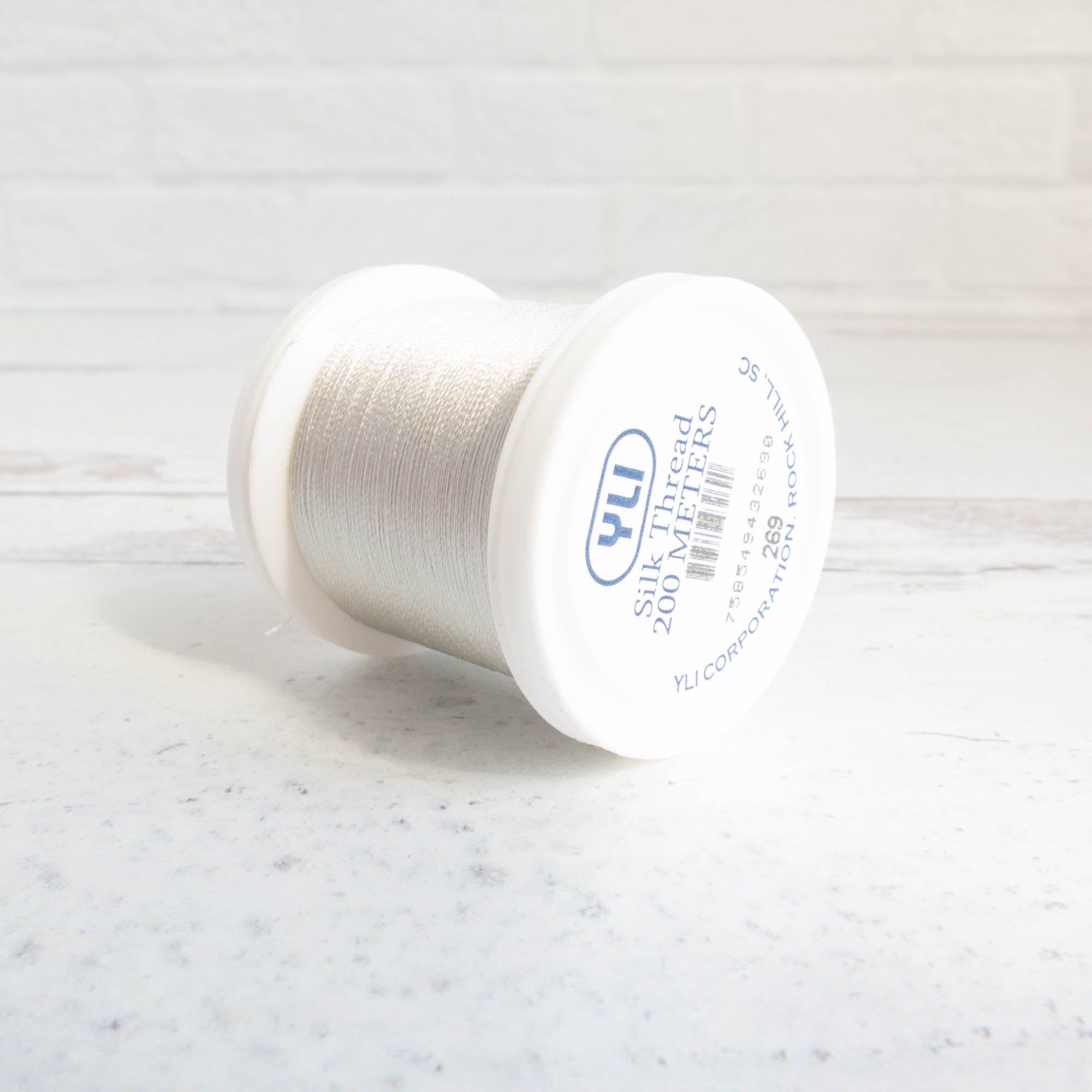 YLI Silk Thread 100wt 200m-Natural